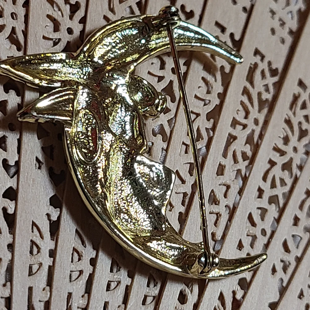Angel/moon Brooch For Sale Today Gold Tone